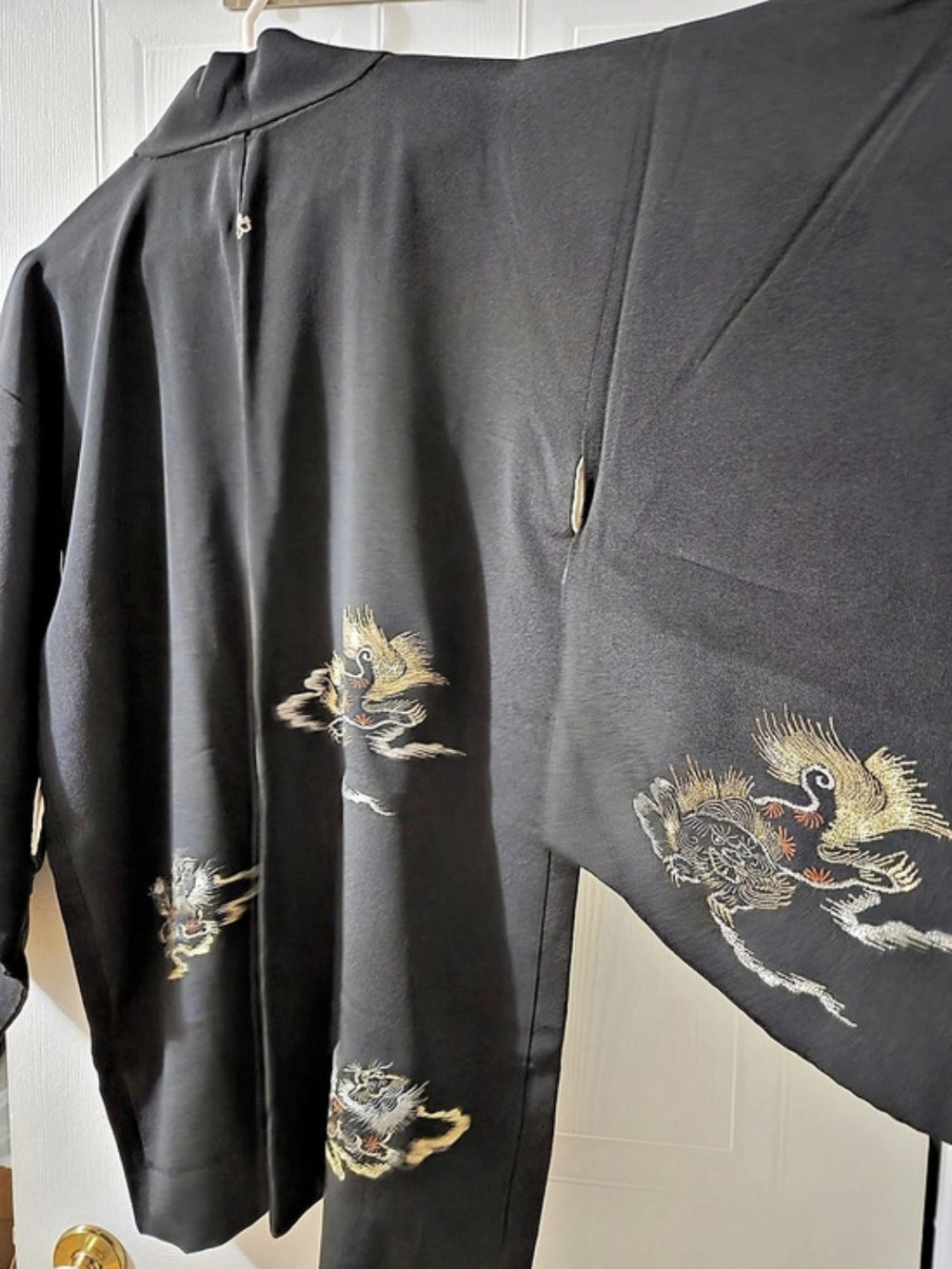 Vintage Japanese Black Silk Haori – Embroidered Dragons 100% Silk